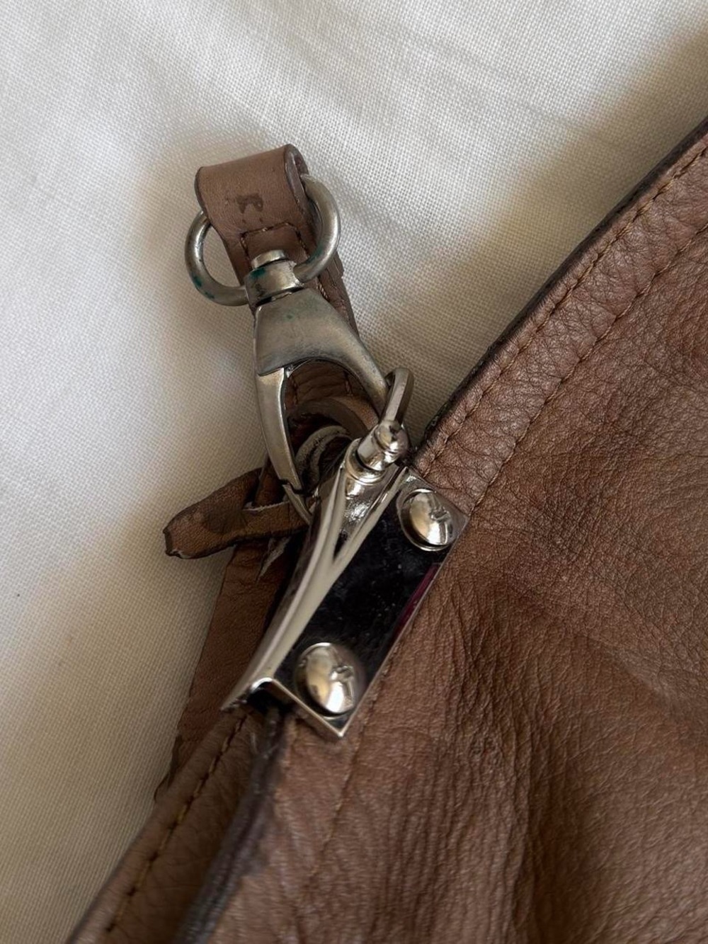 Vintage Italian cowhide oversized bag - Picture 5 of 6